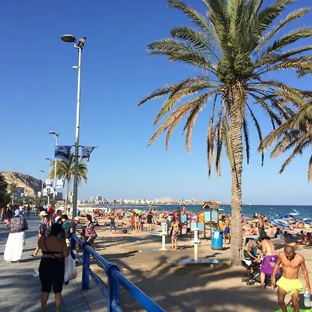 Cosy 3 Bed 200m From Wifi * Alicante