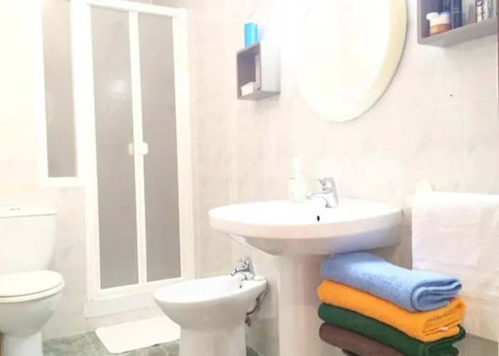 Apartament Cosy 3 Bed 200m From Wifi