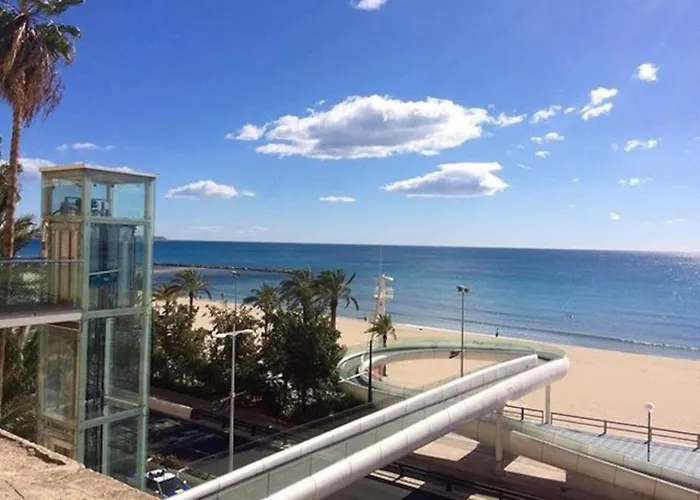 Cosy 3 Bed 200m From Wifi Apartament